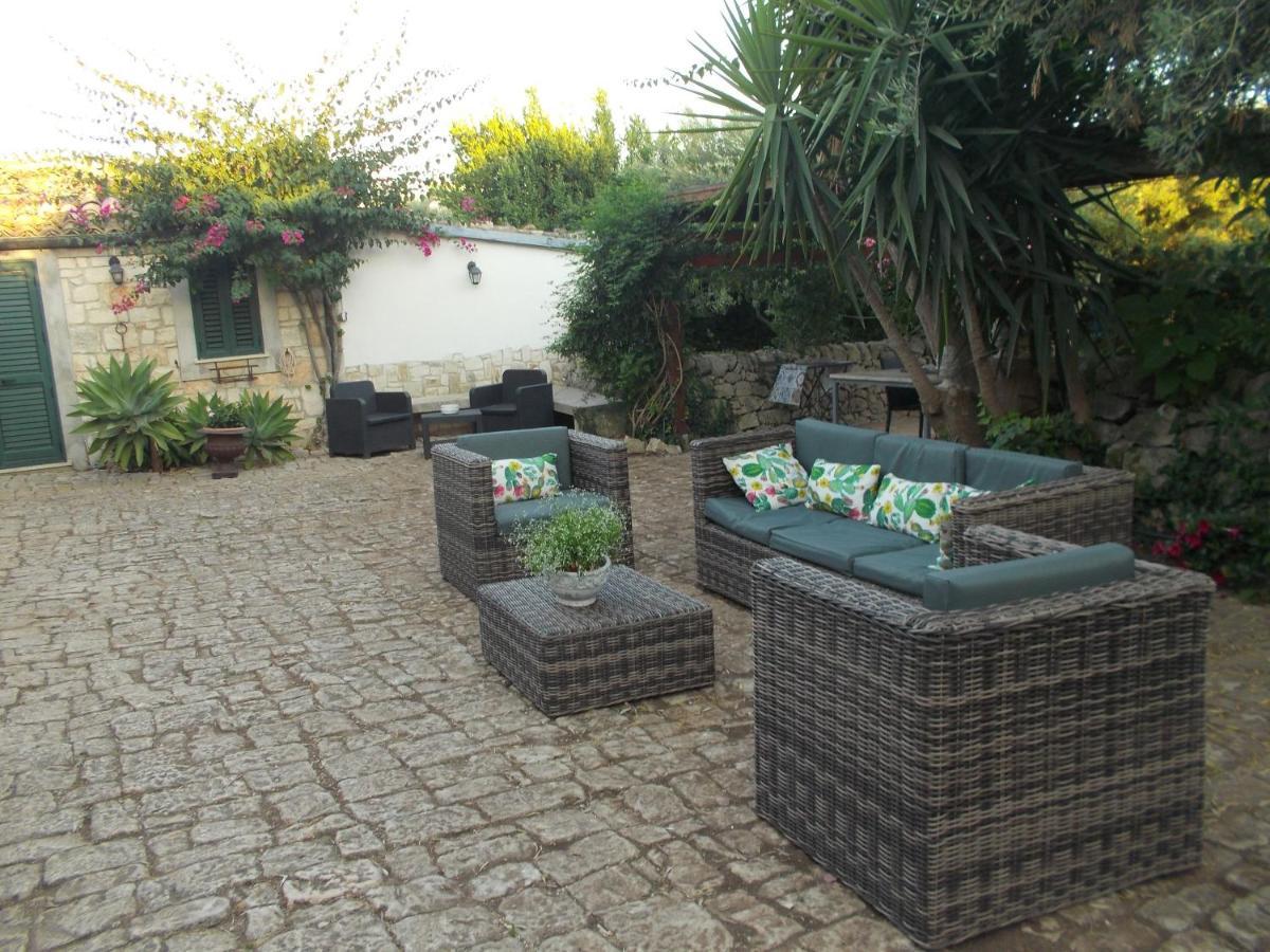 Oasi Di Campagna Hotel Modica Buitenkant foto